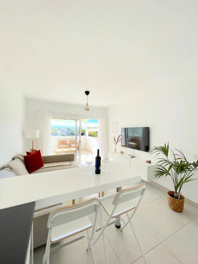 Marco'S Senator Suite Costa Teguise Bagian luar foto